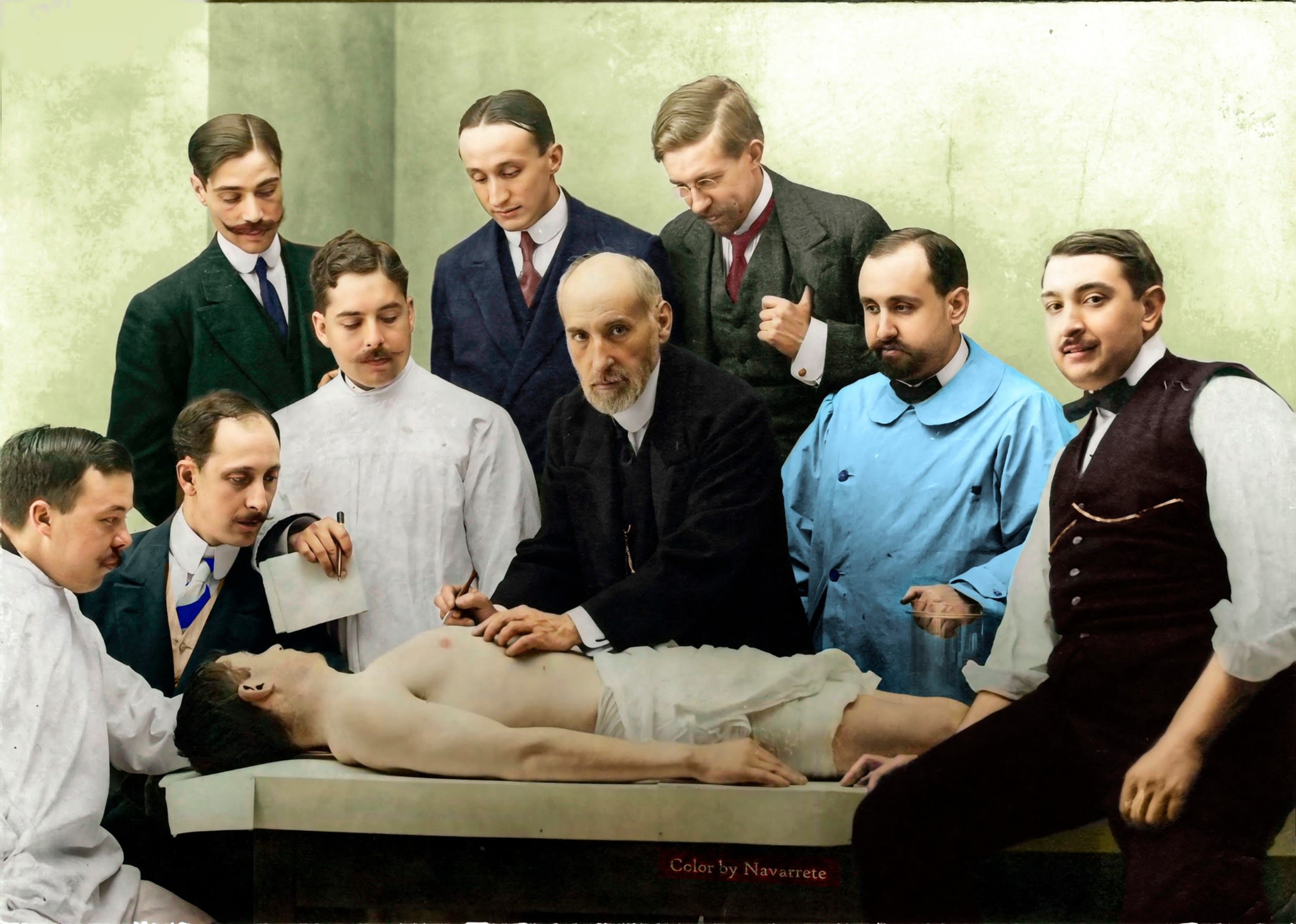 Dissection class by Santiago Ramón y Cajal. 1915. Cajal with 8 of his students.