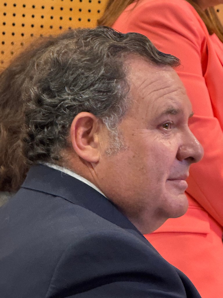 Her Majesty Queen Sofía -- Extraordinary Brains donation campaign: Alzheimer's, Parkinson's, and ALS