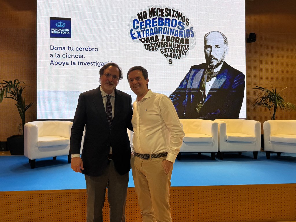 Her Majesty Queen Sofía -- Extraordinary Brains donation campaign: Alzheimer's, Parkinson's, and ALS