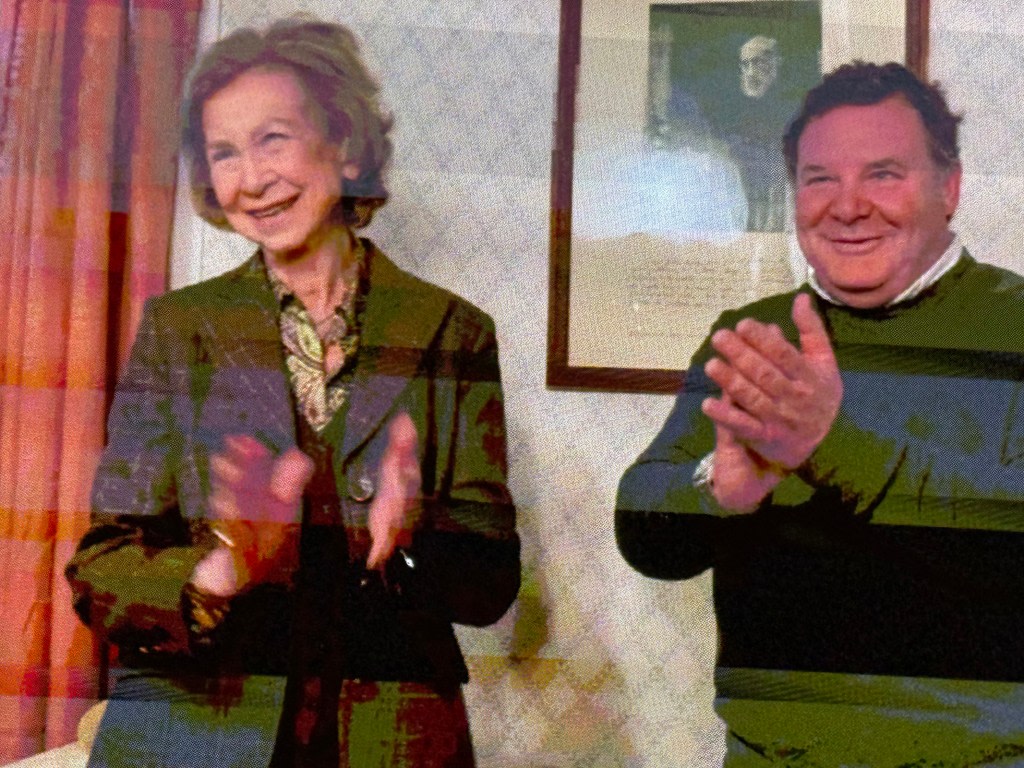 Her Majesty Queen Sofía -- Extraordinary Brains donation campaign: Alzheimer's, Parkinson's, and ALS