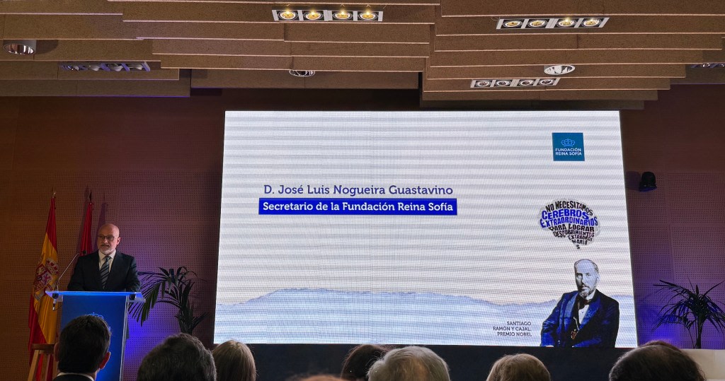 Her Majesty Queen Sofía -- Extraordinary Brains donation campaign: Alzheimer's, Parkinson's, and ALS