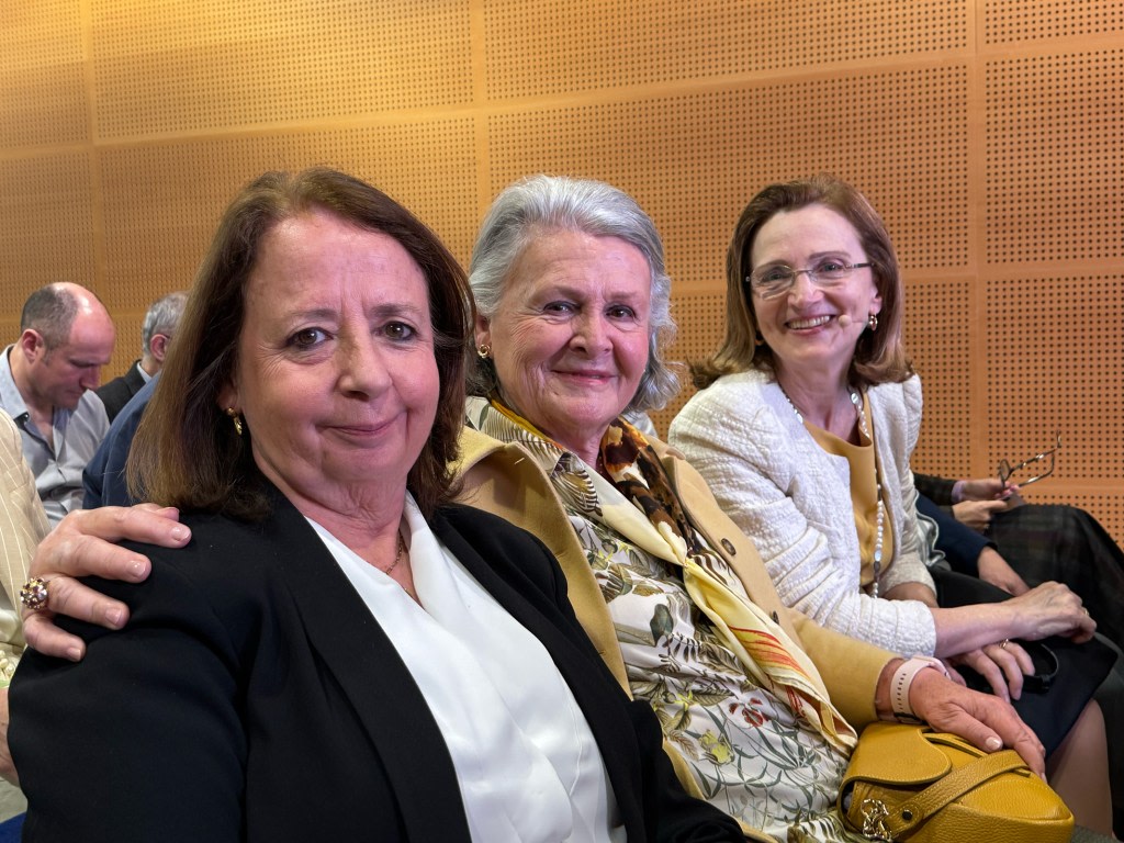 Her Majesty Queen Sofía -- Extraordinary Brains donation campaign: Alzheimer's, Parkinson's, and ALS